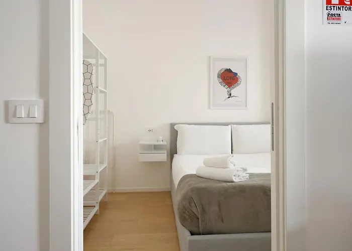 Just Urban - Luxury Boutique - Corso Sempione Apartament