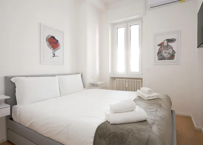 Just Urban - Luxury Boutique - Corso Sempione Apartament